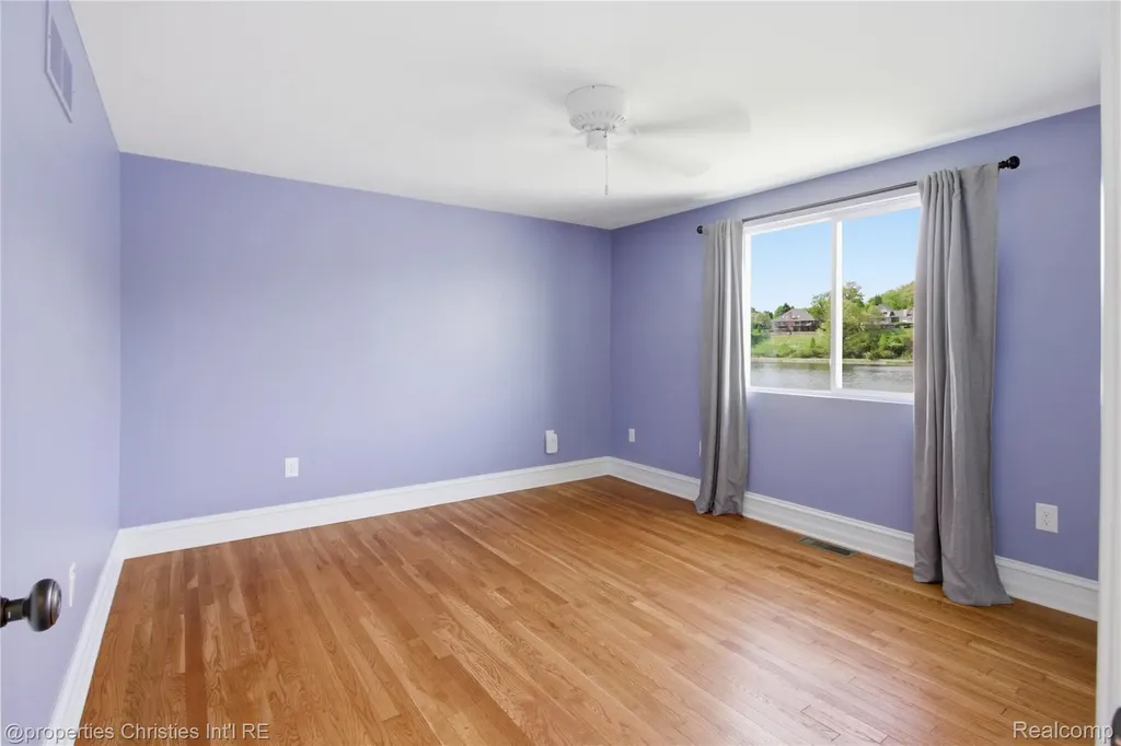 6672 Seth Court Independence Charter Township MI 48348