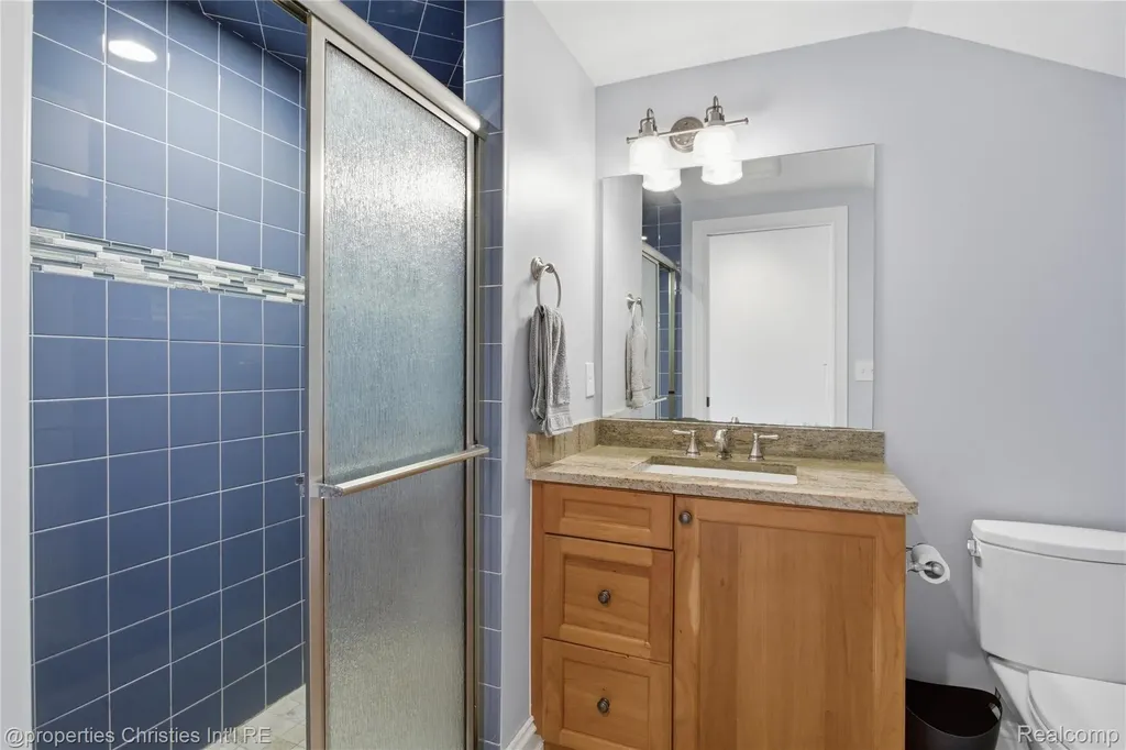 6672 Seth Court Independence Charter Township MI 48348
