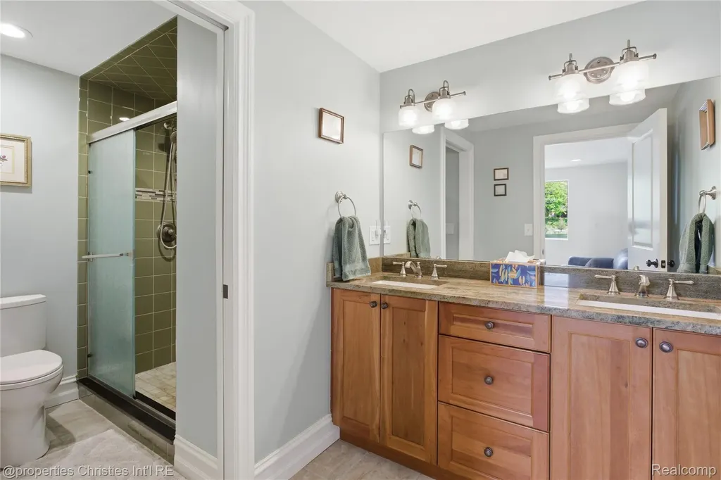 6672 Seth Court Independence Charter Township MI 48348