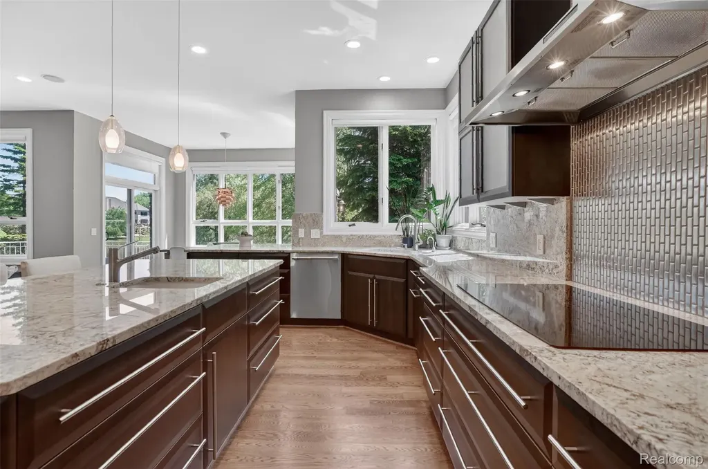 2951 Turtle Pond Court Bloomfield Hills City MI 48302
