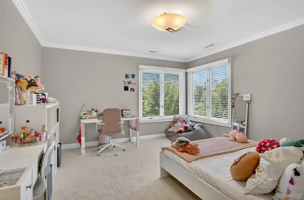 2951 Turtle Pond Court Bloomfield Hills City MI 48302