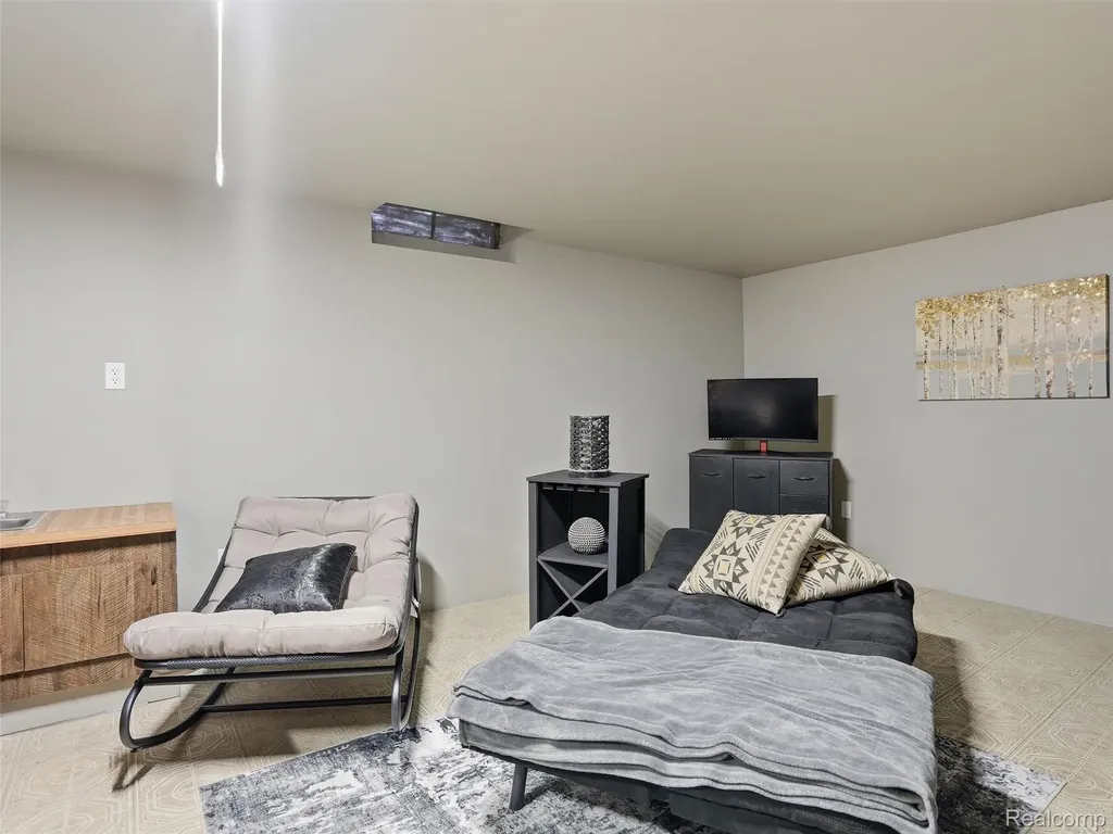 33810 Brookshire Drive Sterling Heights City MI 48312