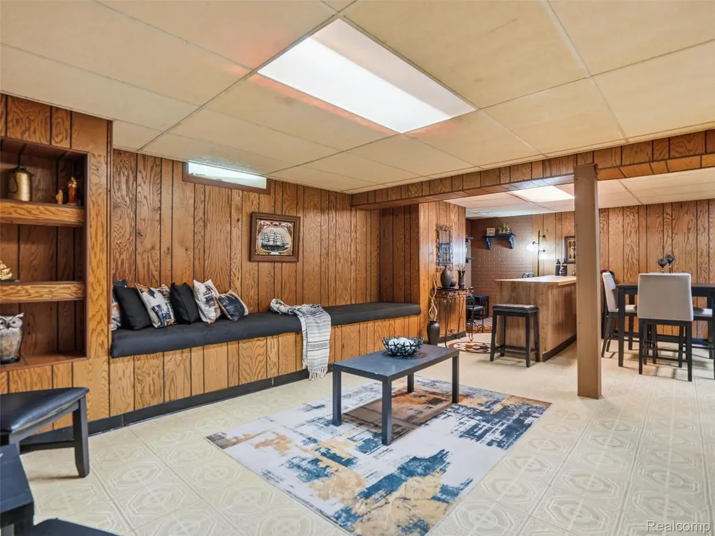 33810 Brookshire Drive Sterling Heights City MI 48312