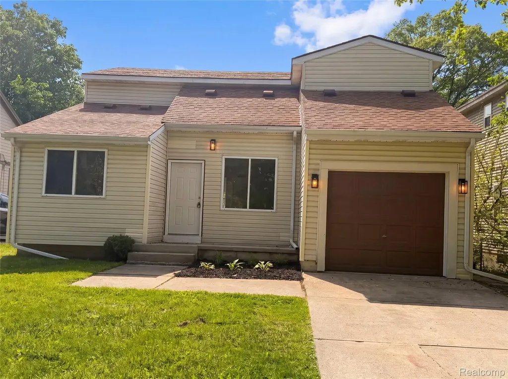 21425 Averhill Street Farmington Hills City MI 48336