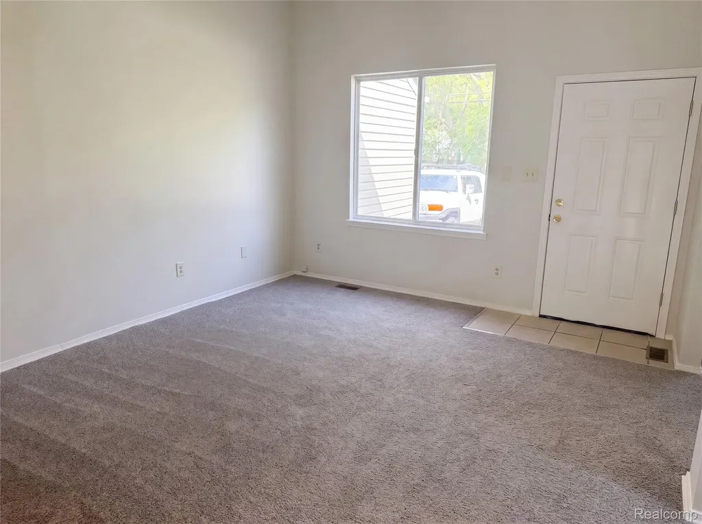 21425 Averhill Street Farmington Hills City MI 48336