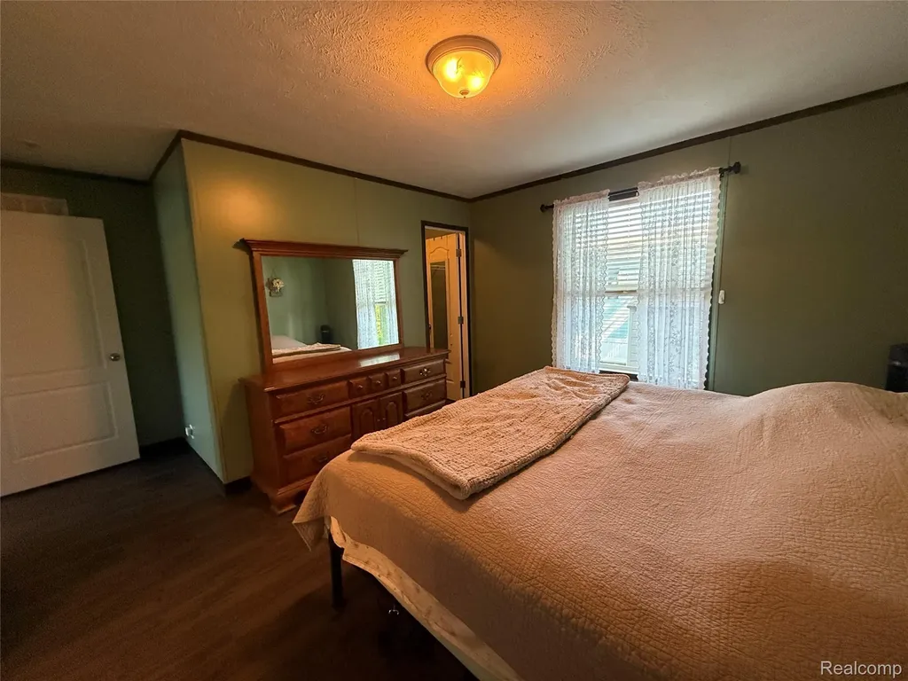 1101 Forest Lane Columbus Township MI 48063