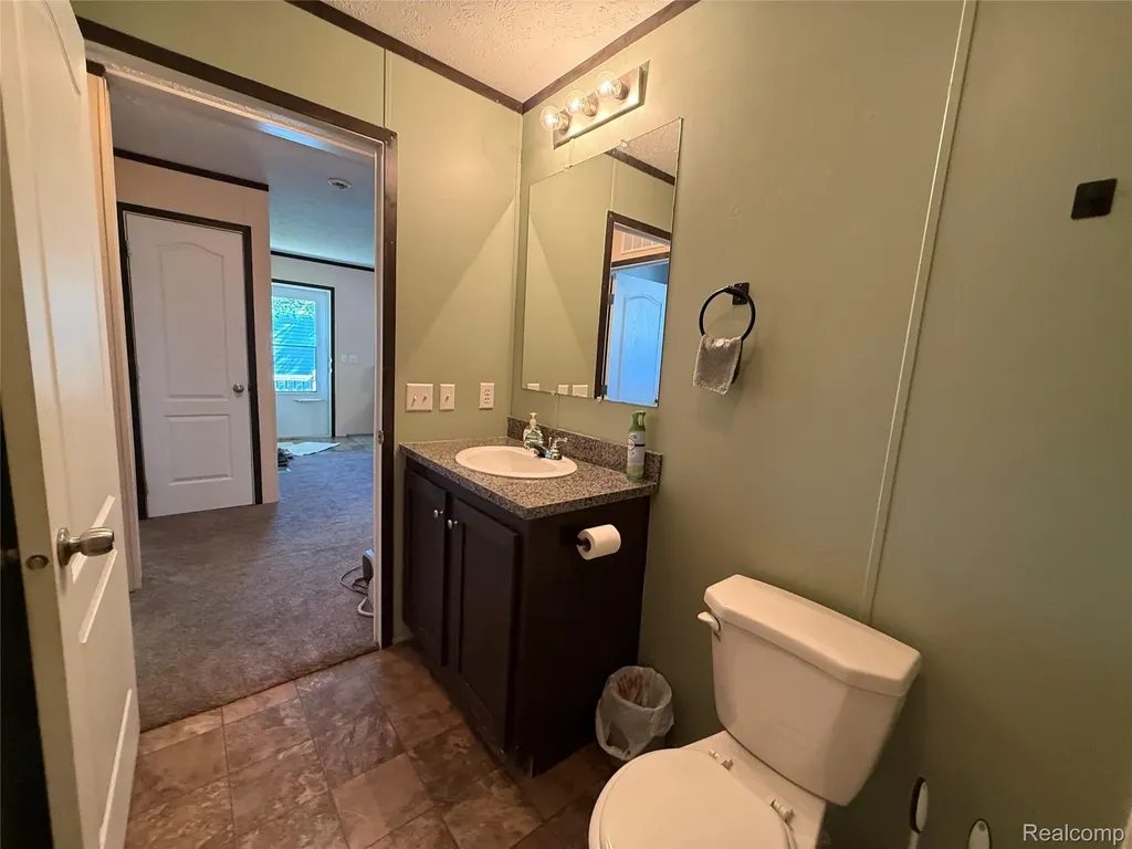 1101 Forest Lane Columbus Township MI 48063