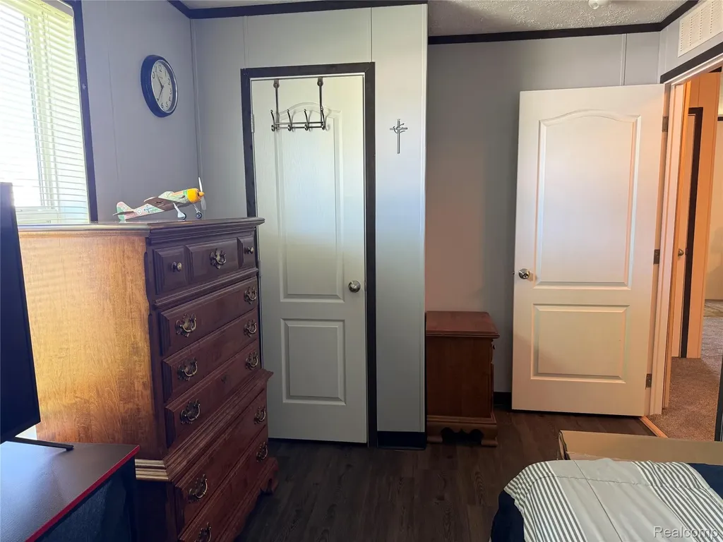 1101 Forest Lane Columbus Township MI 48063
