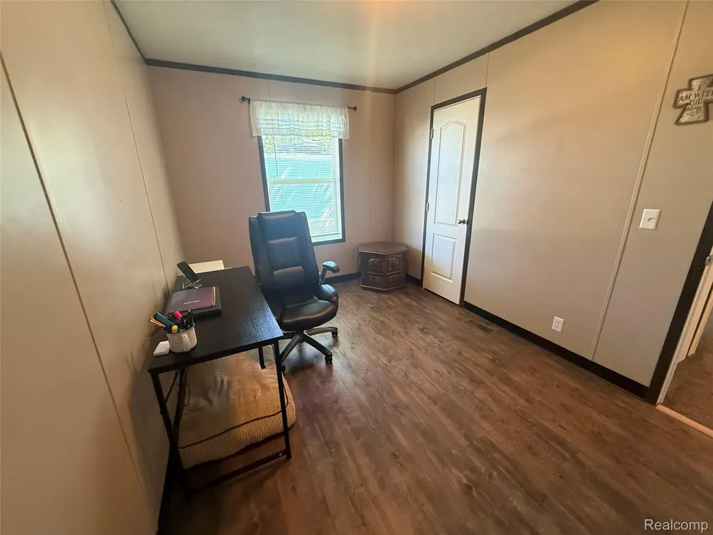 1101 Forest Lane Columbus Township MI 48063