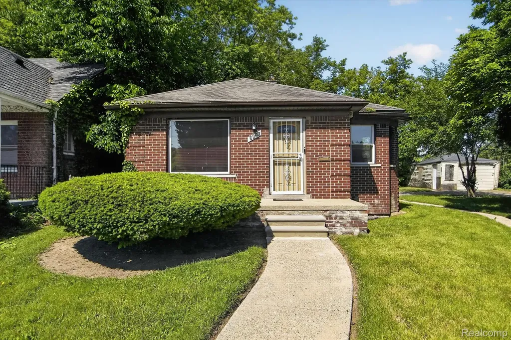 9821 Manistique Street Detroit City MI 48224