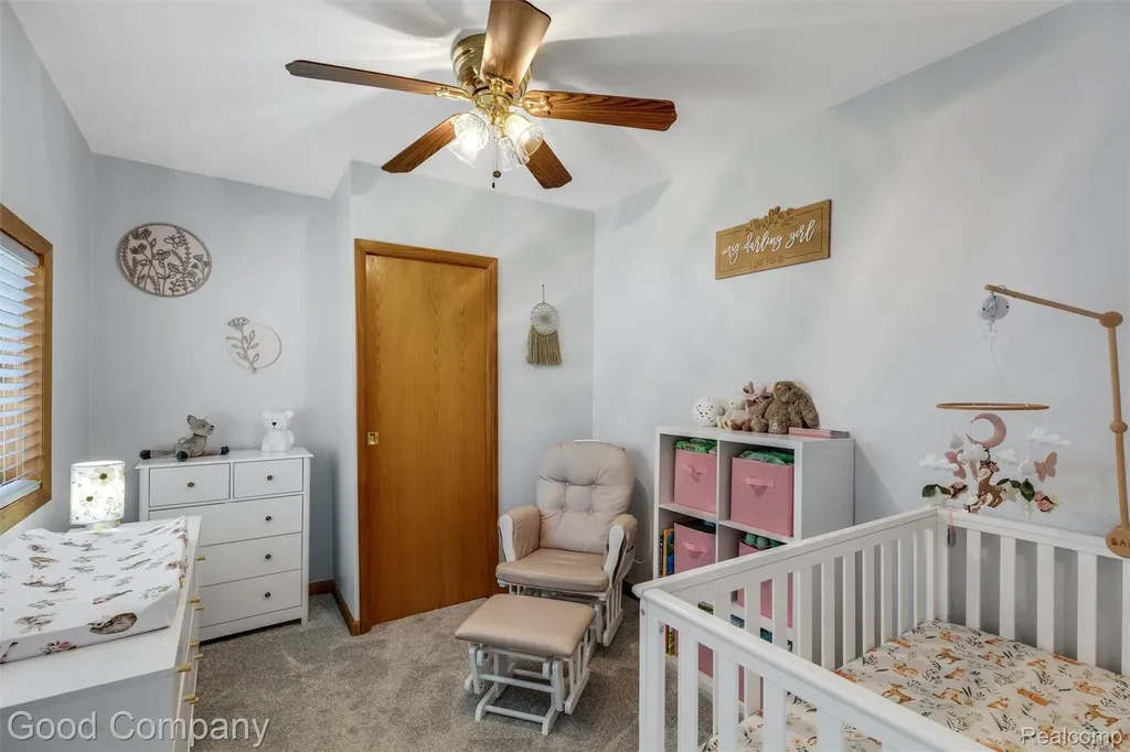 28276 Ginley Street Roseville City MI 48066