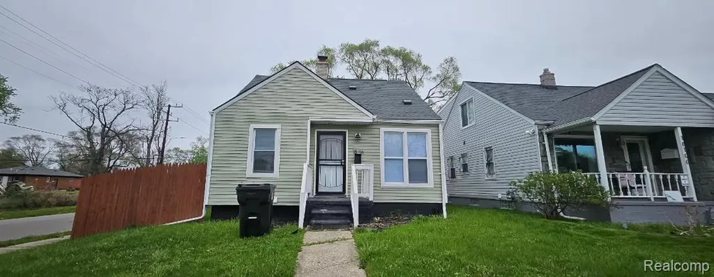 18116 Bloom Street Detroit City MI 48234