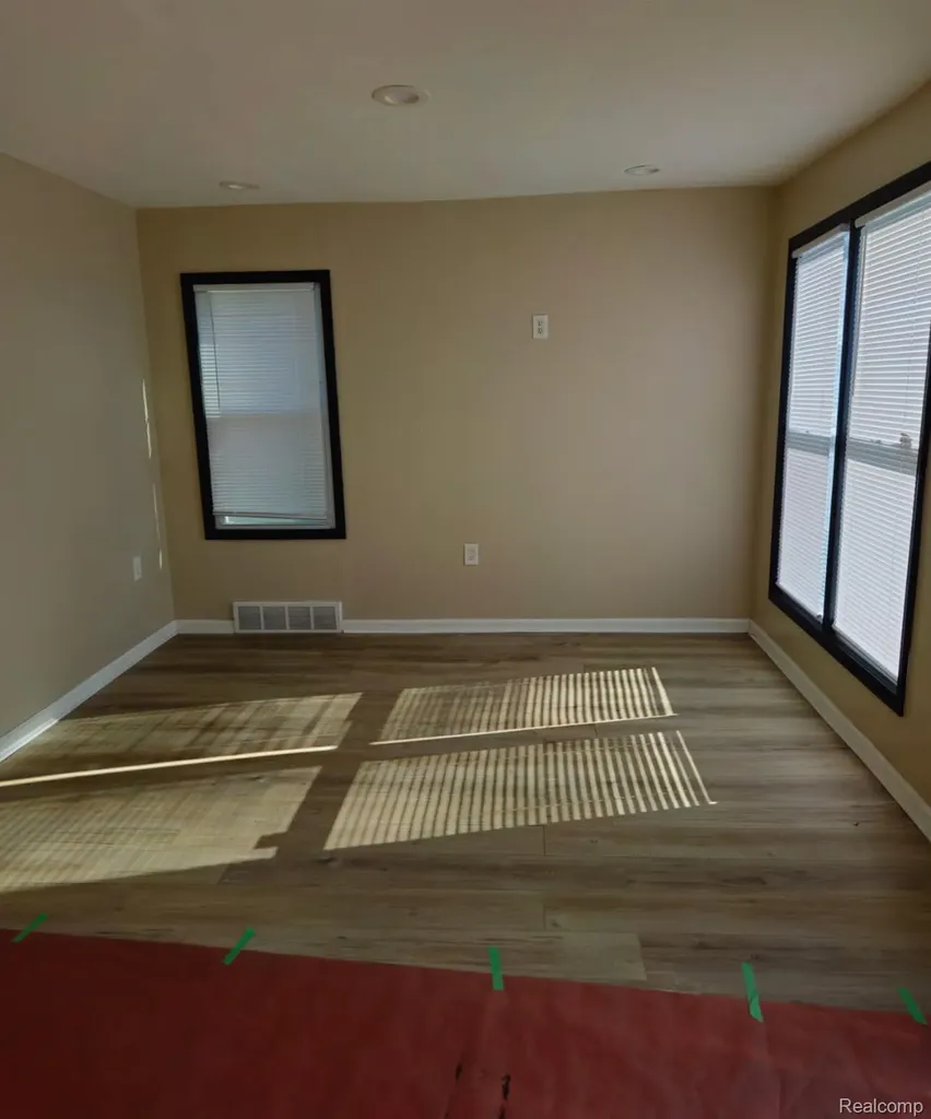 18116 Bloom Street Detroit City MI 48234