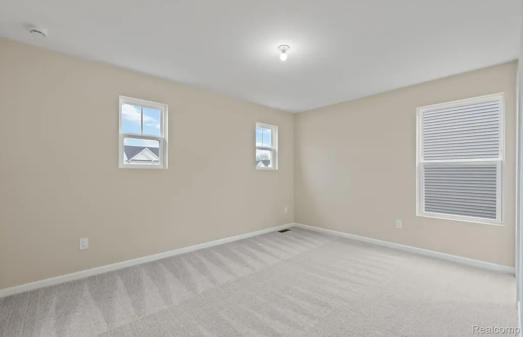 848 Kuss Drive Saline City MI 48176
