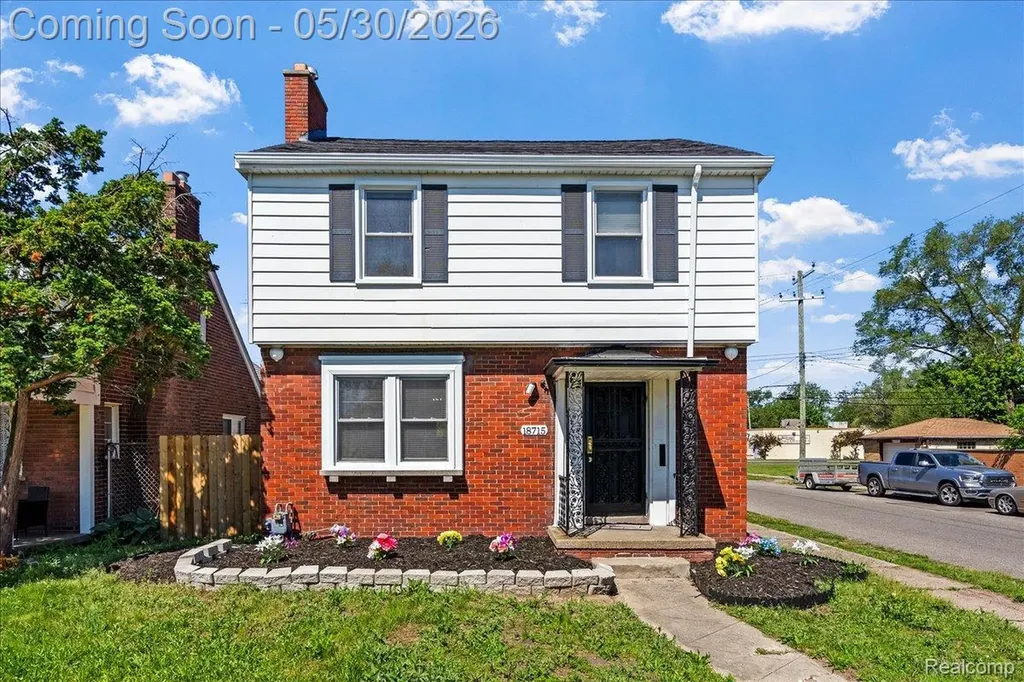 18715 Kentucky Street Detroit City MI 48221
