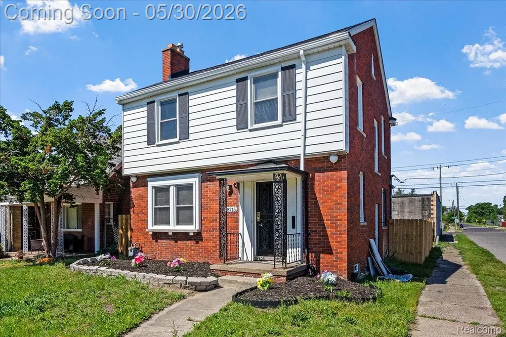 18715 Kentucky Street Detroit City MI 48221