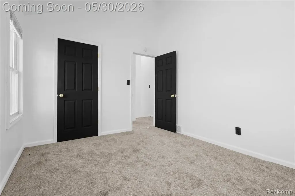 18715 Kentucky Street Detroit City MI 48221