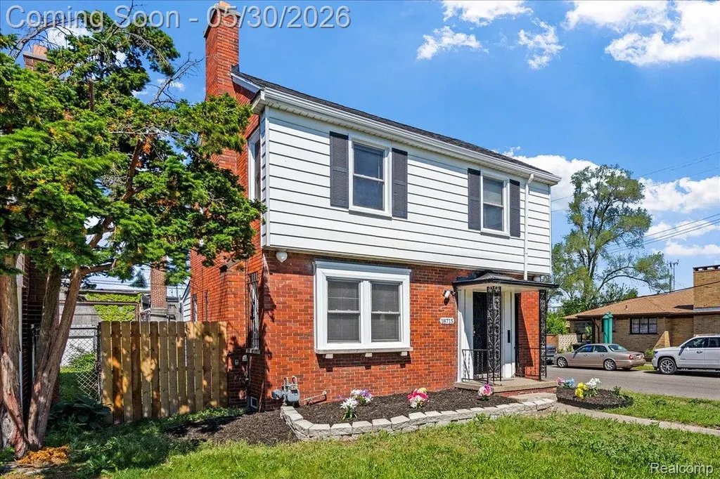 18715 Kentucky Street Detroit City MI 48221