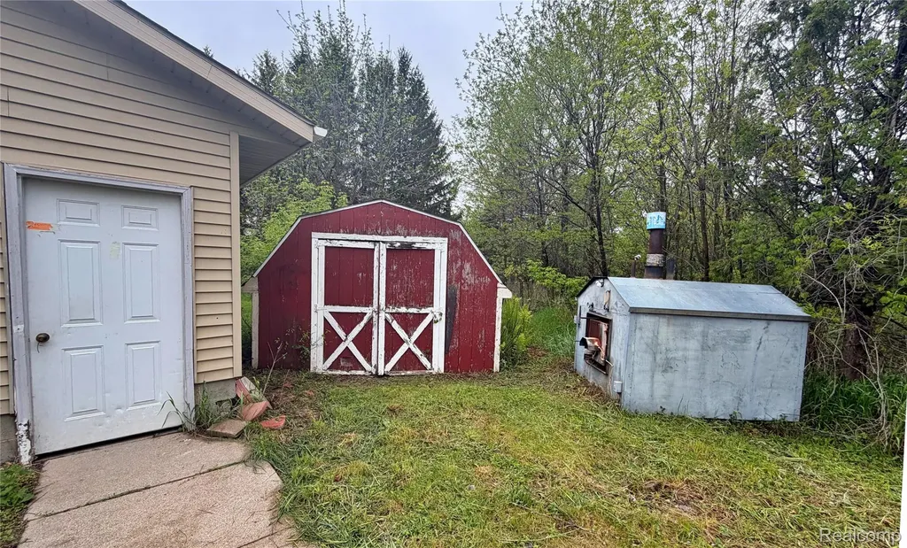 2801 Lackie Road Meade Township MI 48432