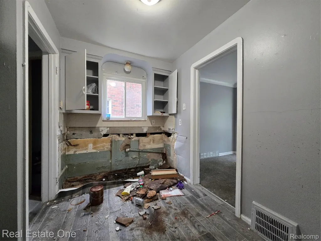 5798 Oldtown Street Detroit City MI 48224