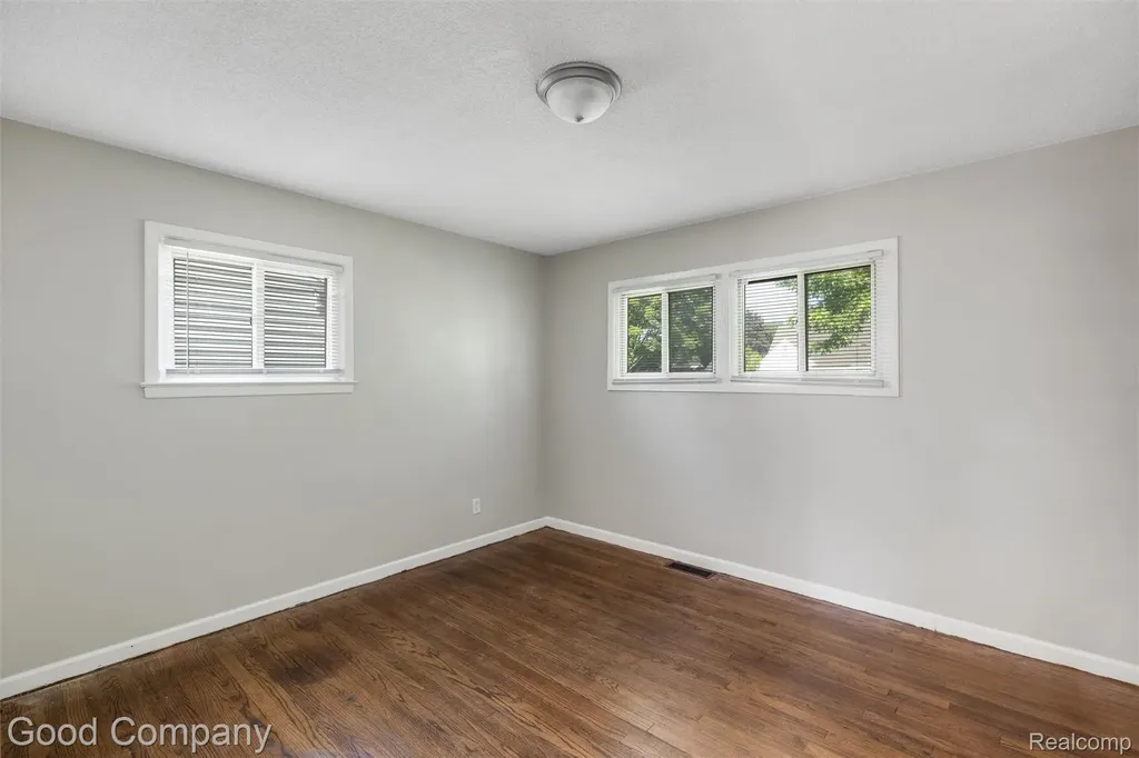 7972 Ziegler Street Taylor City MI 48180