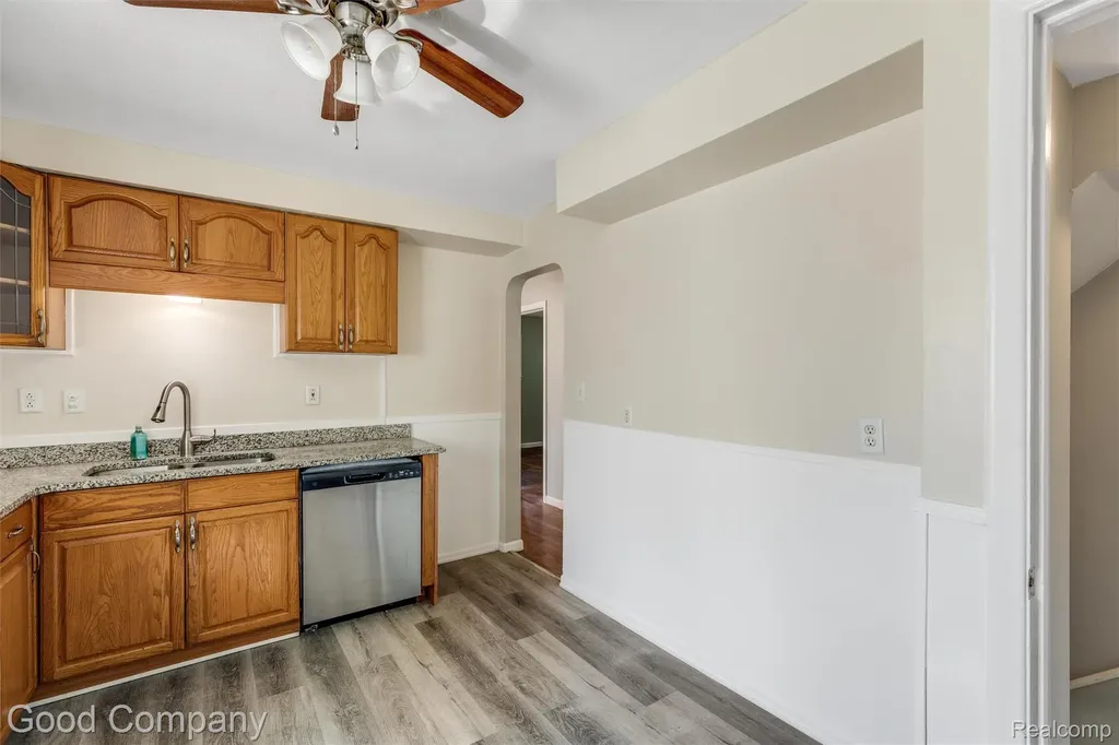 7972 Ziegler Street Taylor City MI 48180