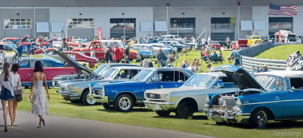 57 Pit Lane Pontiac City MI 48341