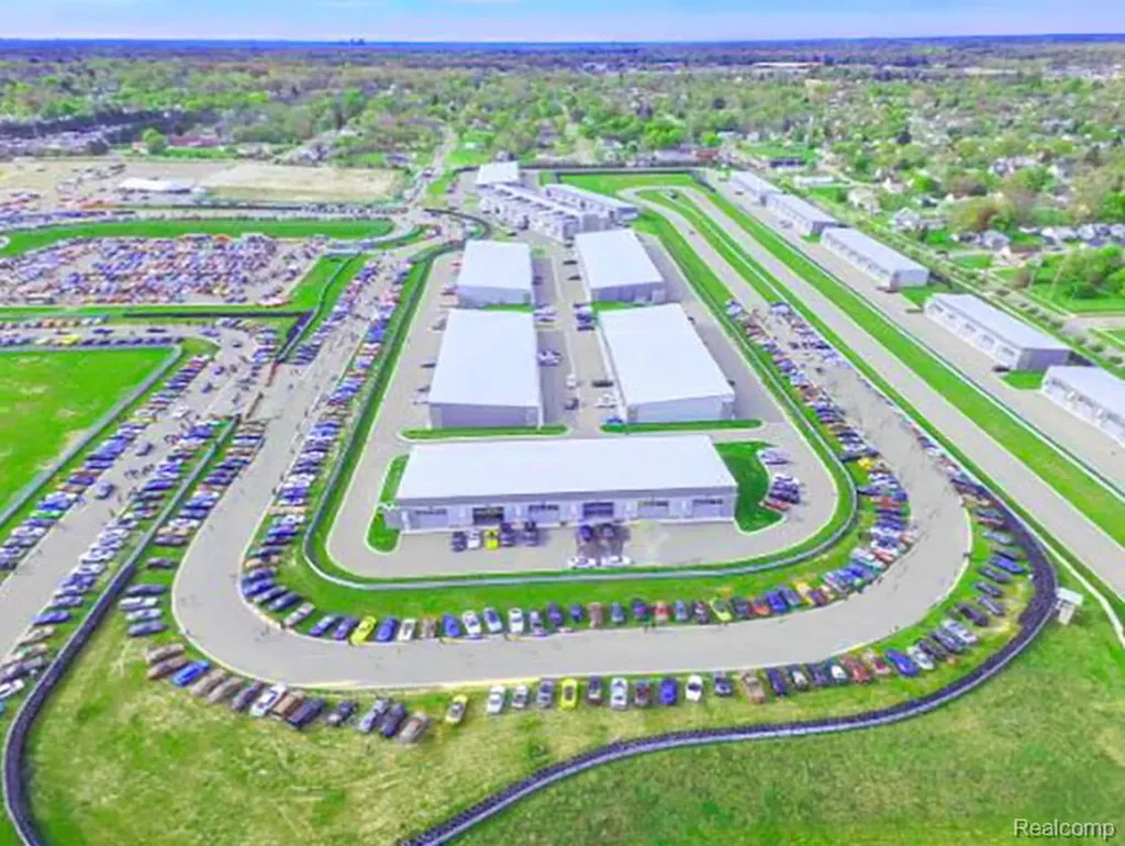 57 Pit Lane Pontiac City MI 48341