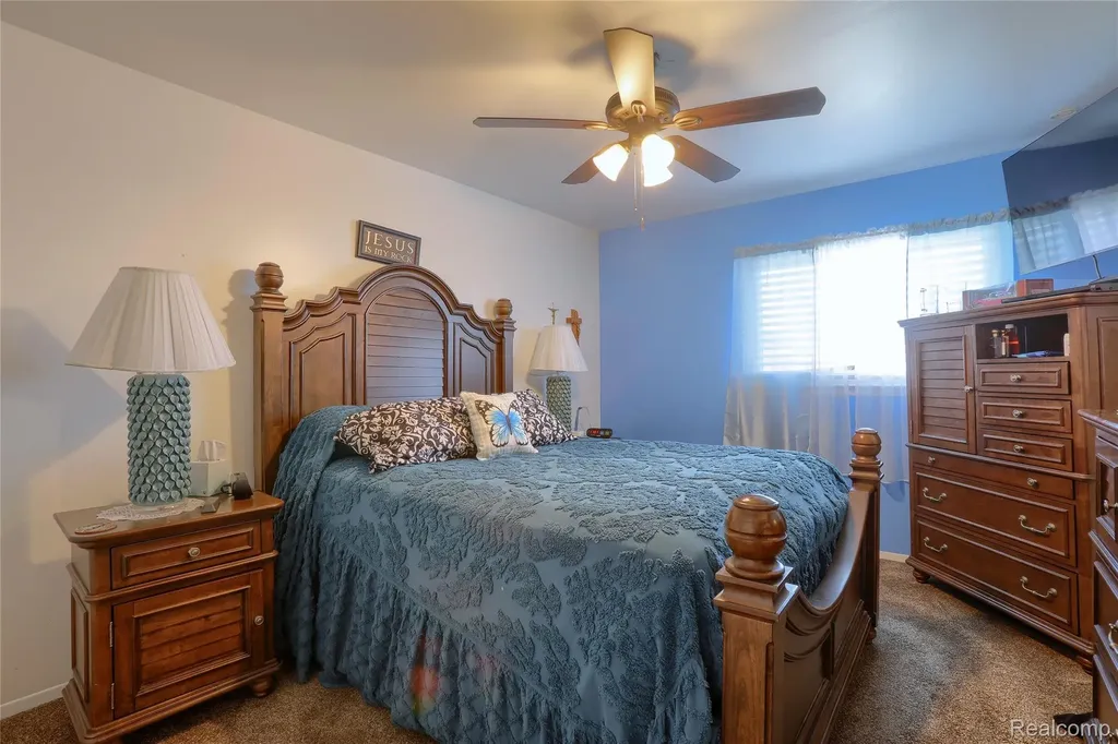 30784 Quinkert Street Roseville City MI 48066