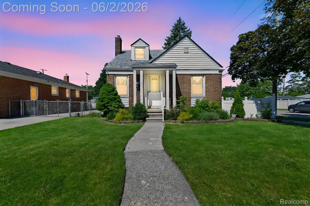 7604 Robinson Avenue Allen Park City MI 48101