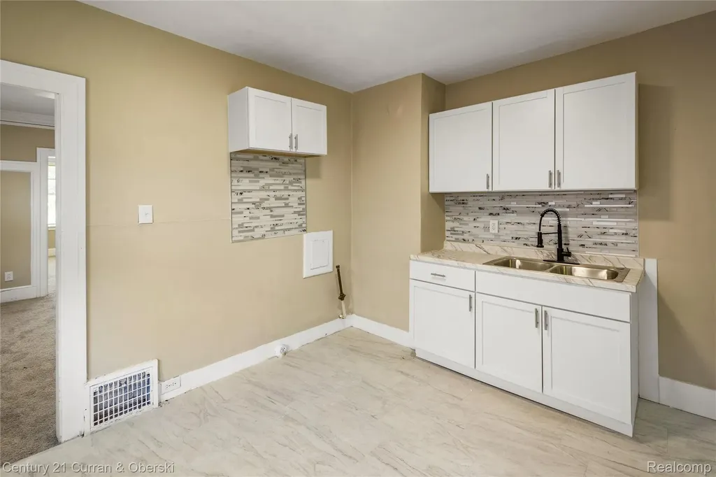 483 Philip Street Detroit City MI 48215
