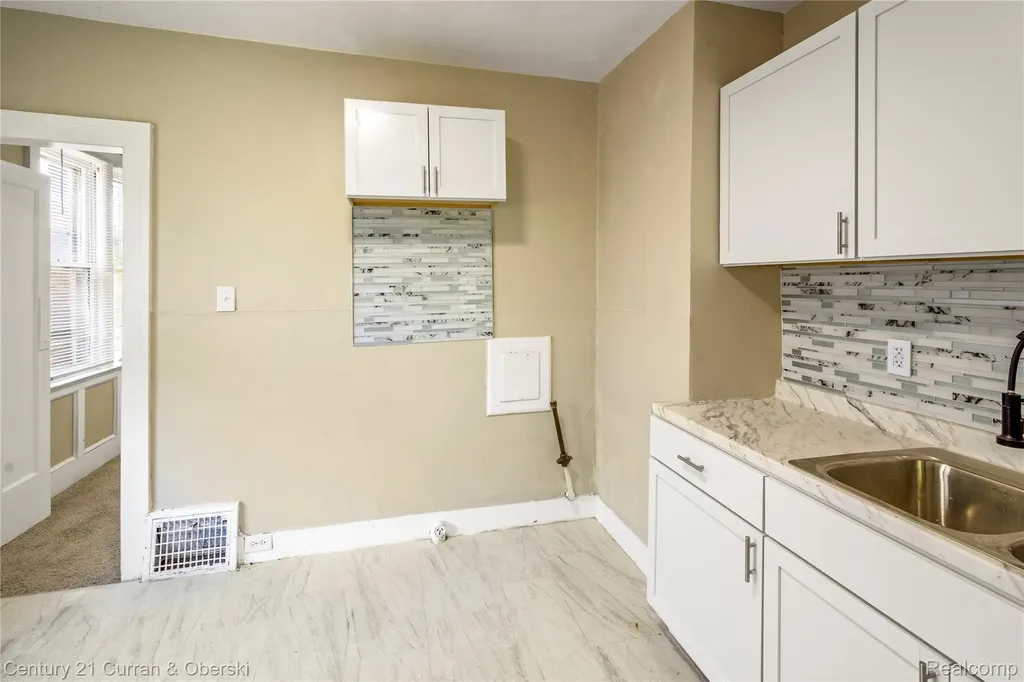 483 Philip Street Detroit City MI 48215