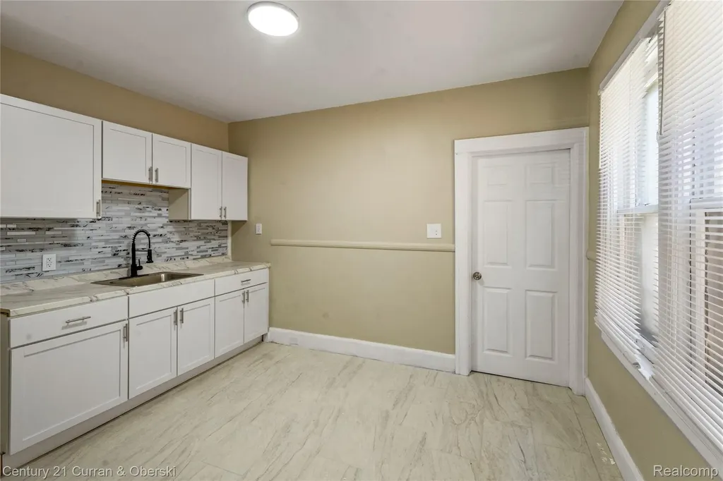 483 Philip Street Detroit City MI 48215
