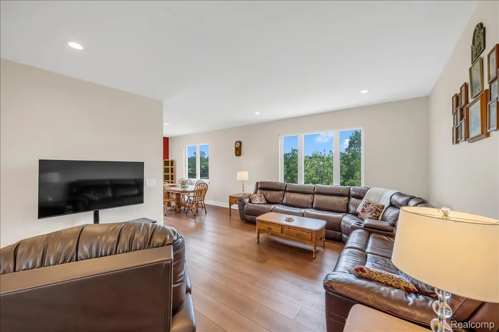 4266 Mccandlish Road Grand Blanc Charter Township MI 48439