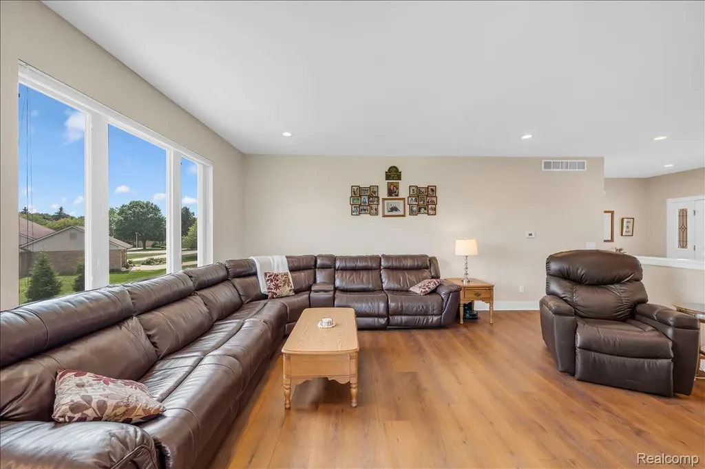 4266 Mccandlish Road Grand Blanc Charter Township MI 48439