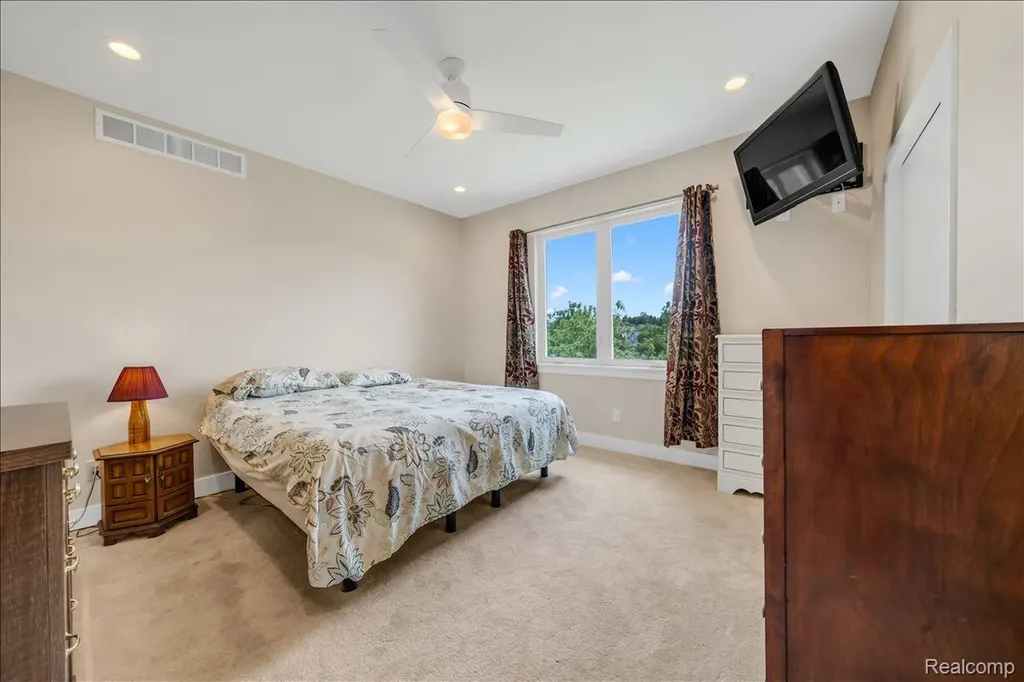 4266 Mccandlish Road Grand Blanc Charter Township MI 48439