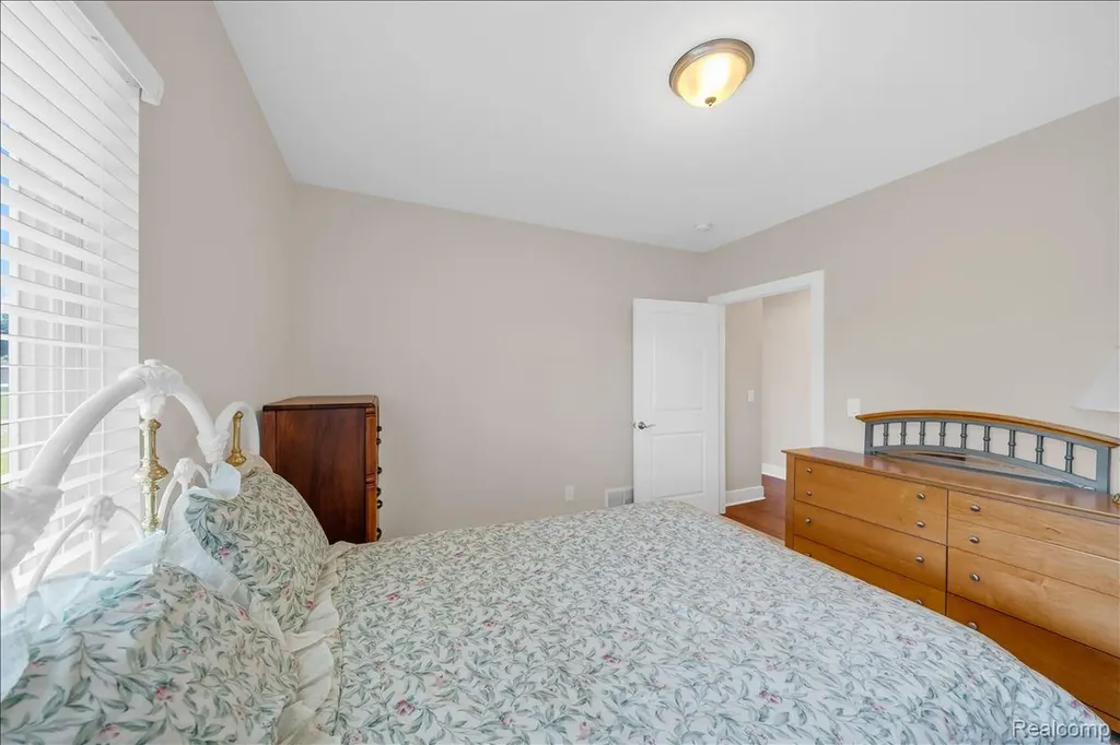4266 Mccandlish Road Grand Blanc Charter Township MI 48439