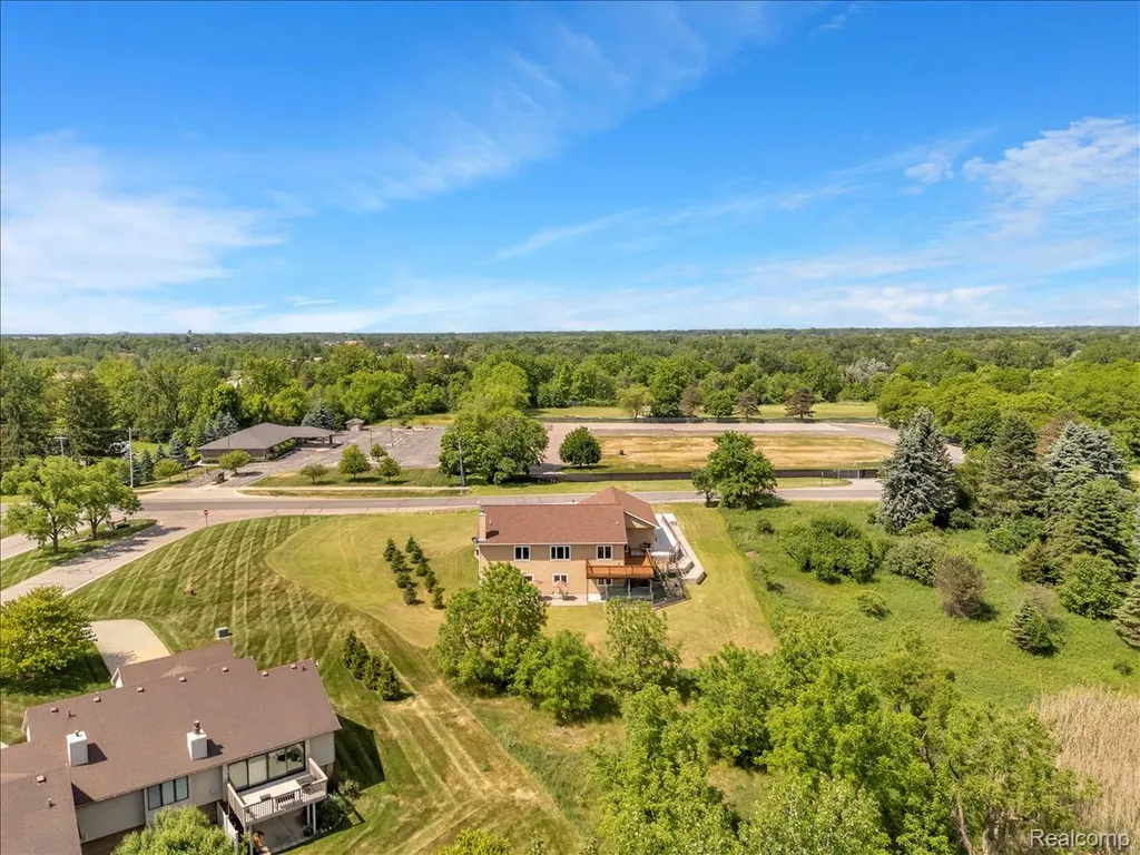 4266 Mccandlish Road Grand Blanc Charter Township MI 48439