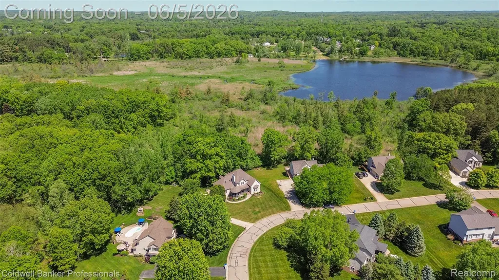 3364 Habitat Trail Hamburg Township MI 48169