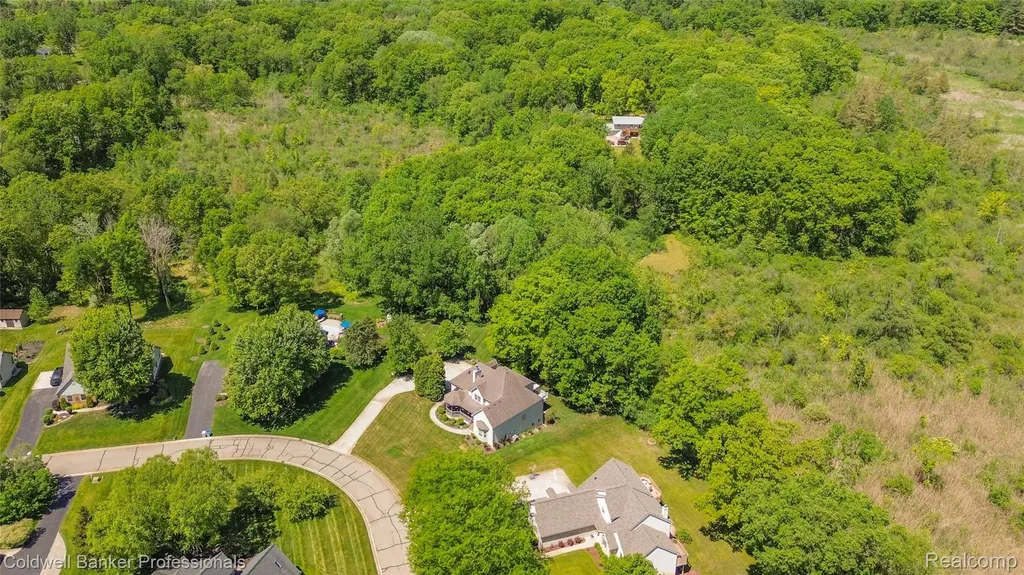 3364 Habitat Trail Hamburg Township MI 48169
