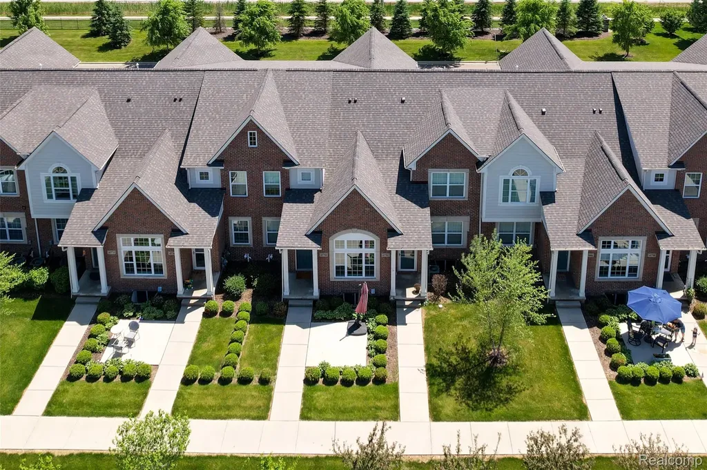 45806 Aragon Lane Canton Charter Township MI 48187