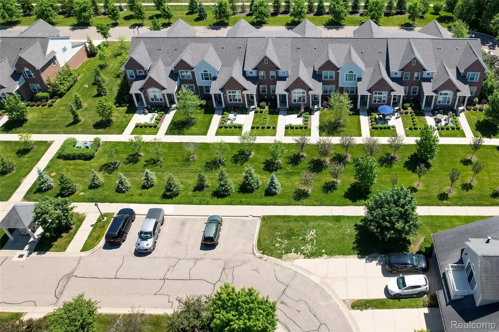 45806 Aragon Lane Canton Charter Township MI 48187