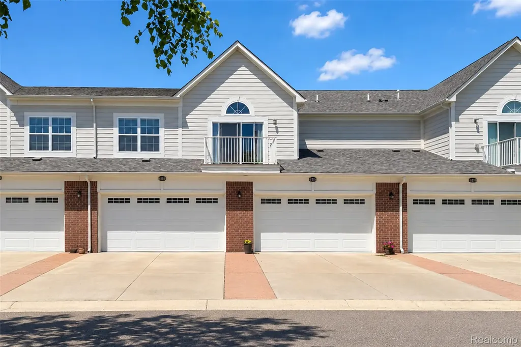 45806 Aragon Lane Canton Charter Township MI 48187