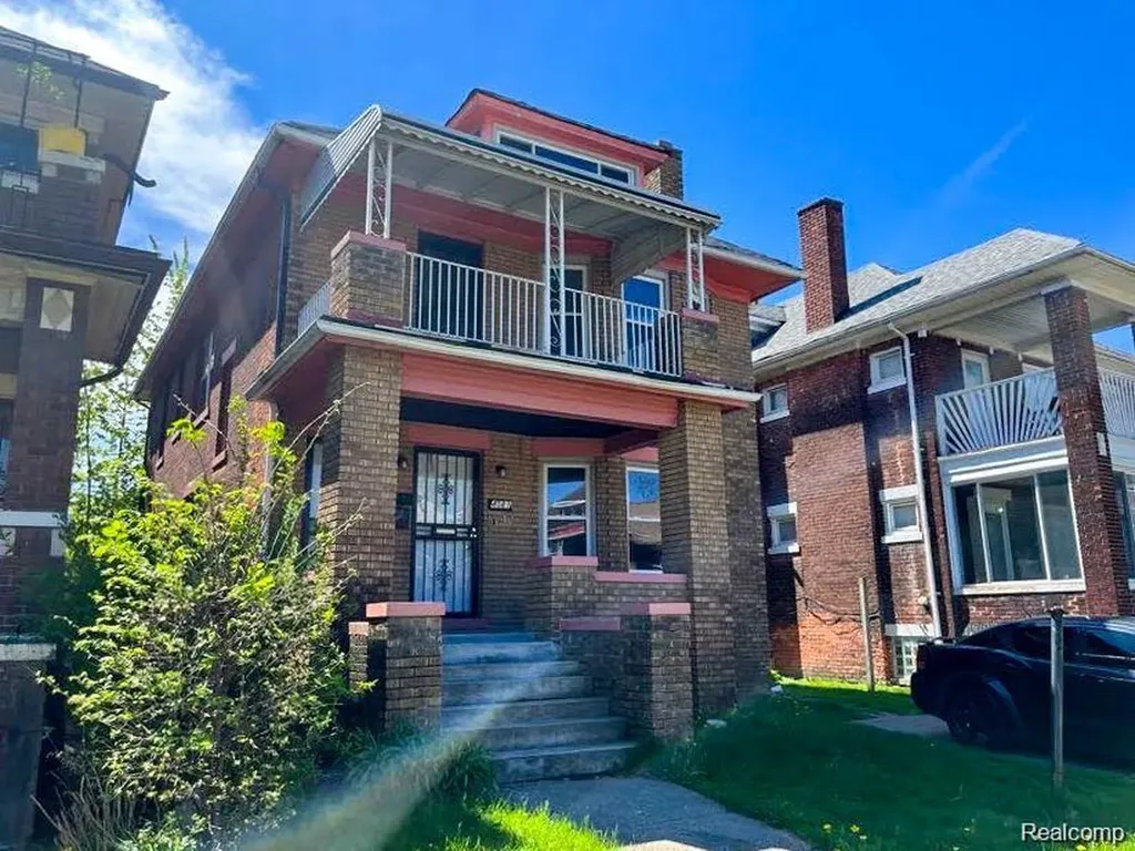 4079-4801 Pingree Street Detroit City MI 48204