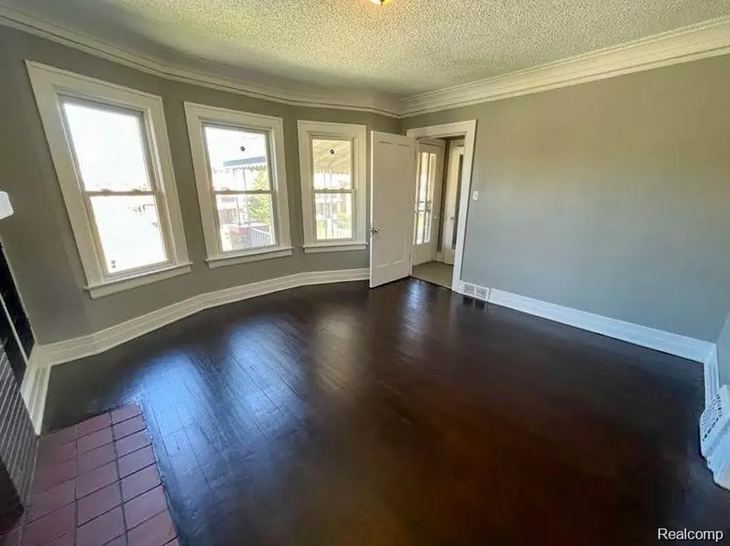 4079-4801 Pingree Street Detroit City MI 48204