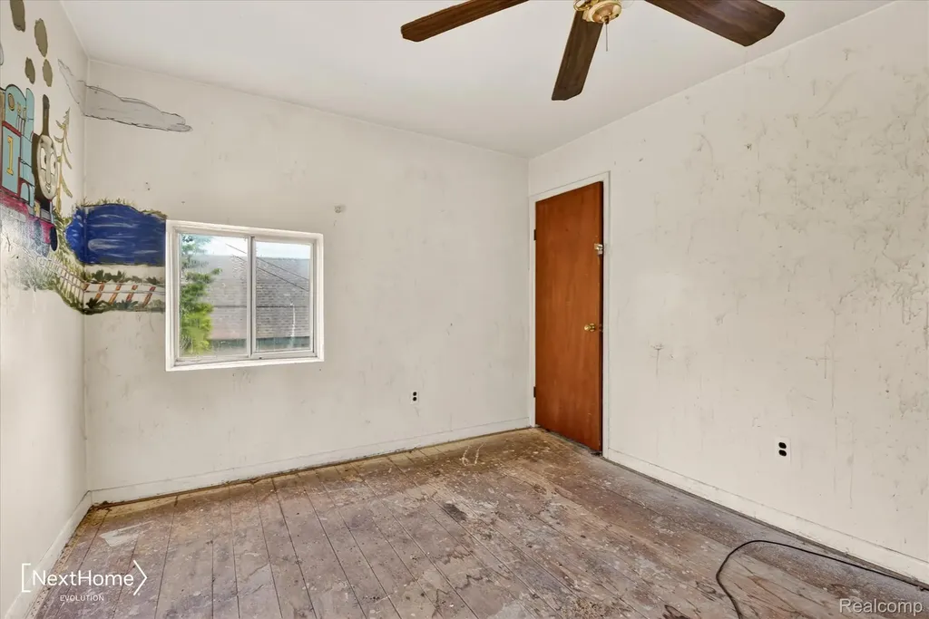 783 E Huron River Drive Van Buren Charter Township MI 48111