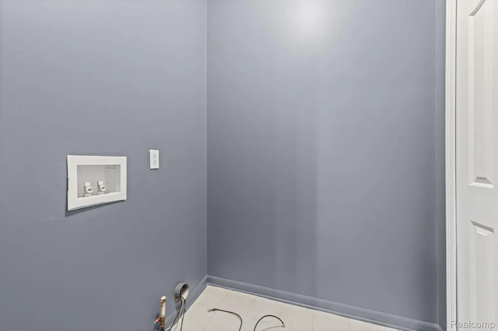 840 Cross Circle Oxford Charter Township MI 48371