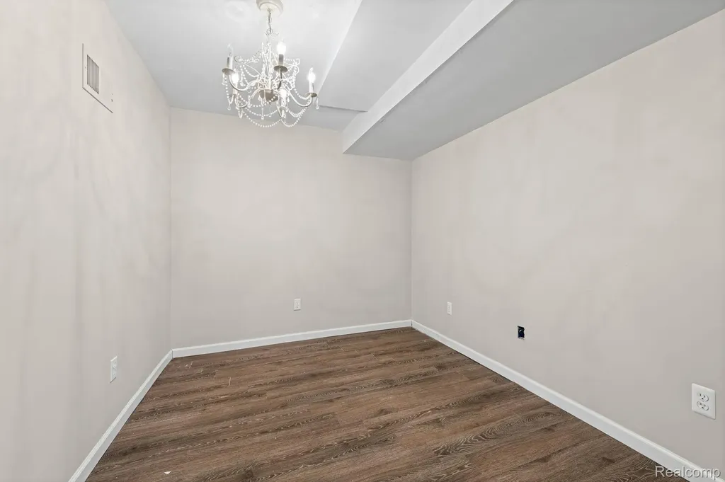 840 Cross Circle Oxford Charter Township MI 48371
