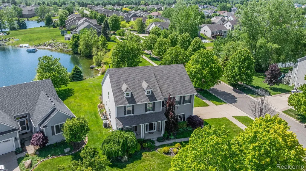 840 Cross Circle Oxford Charter Township MI 48371
