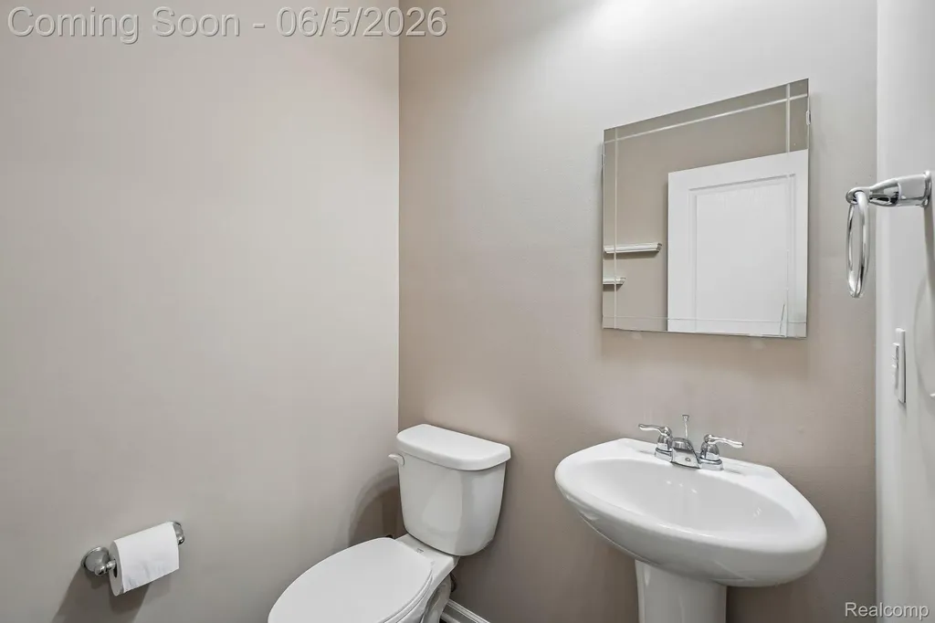 58261 Missaukee Lane Lyon Charter Township MI 48165